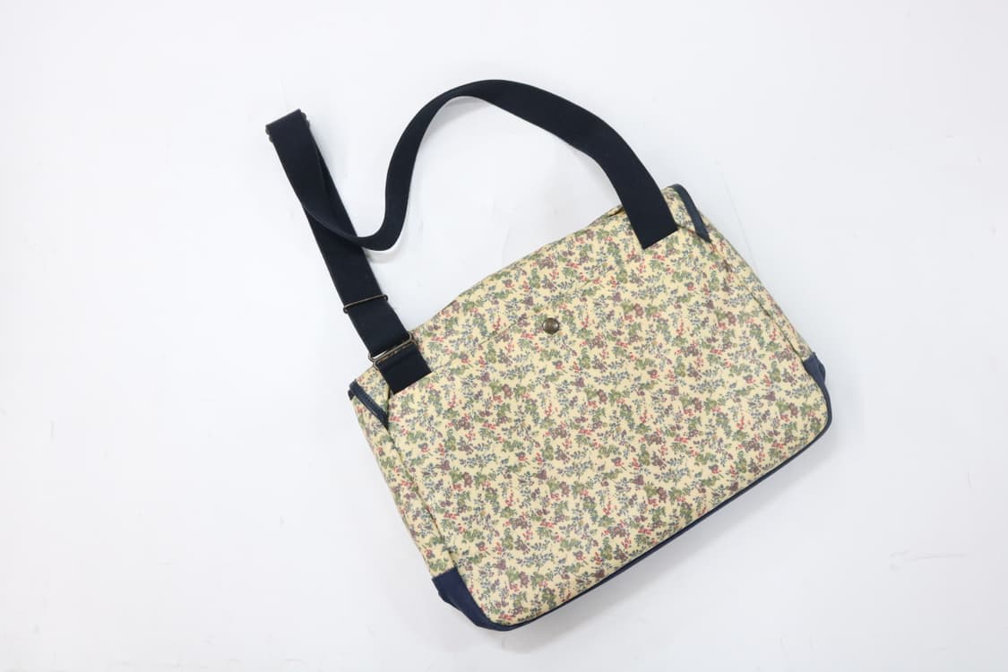 PORTER x BEAMS BOY 포터 빔즈보이 플라워 패턴 메신저백 상품이미지5