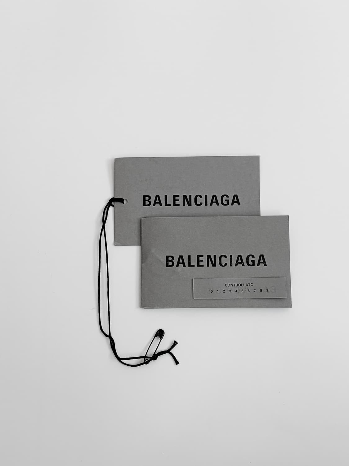 발렌시아가 시티백 로고 미니 판매합니다. 상품이미지9