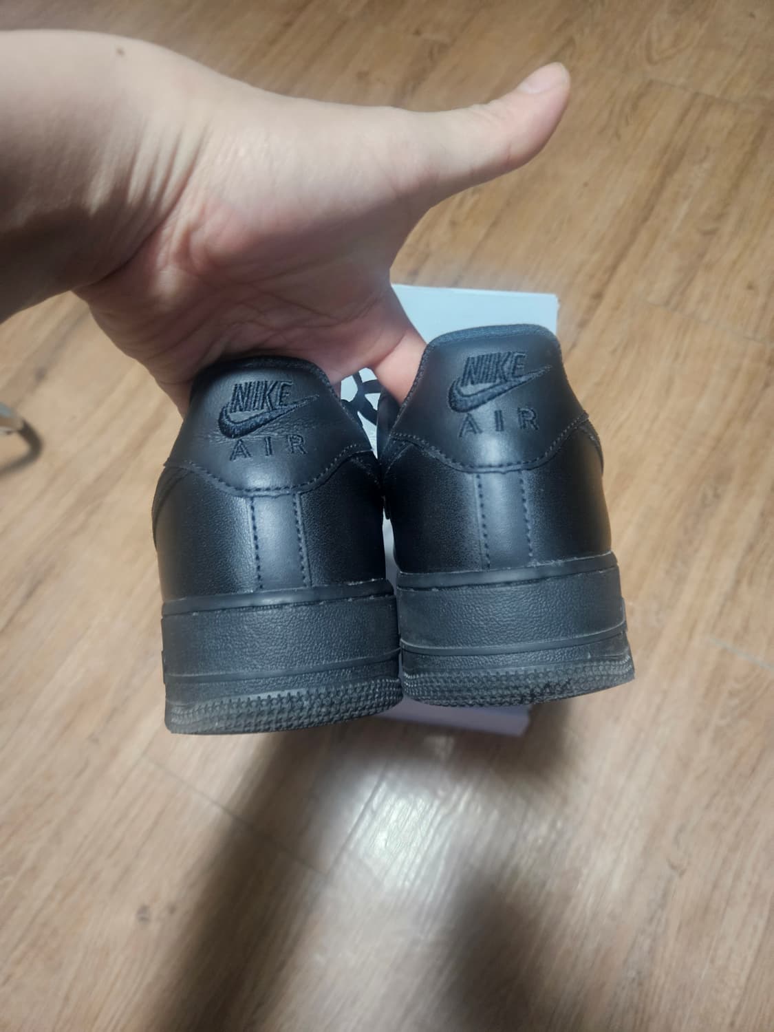 나이키 에어포스 로우 블랙 올검 275. 상품이미지7