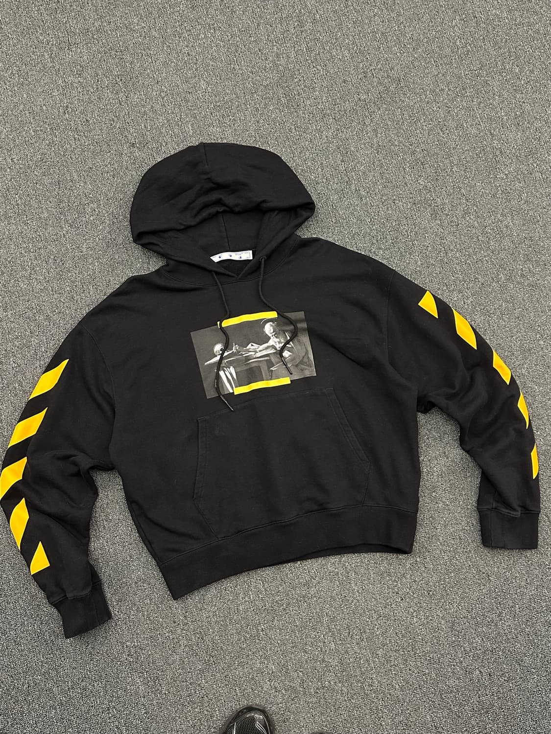 XL)오프화이트 카라바조 블랙 기모 후디 상품이미지1