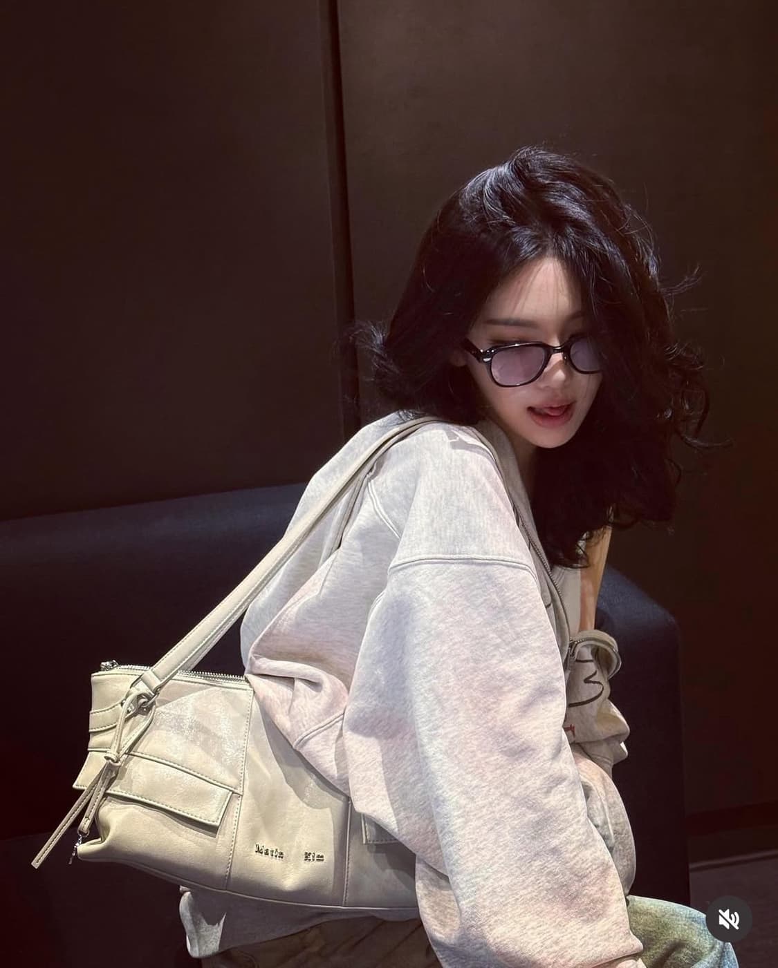 마뗑킴 닝닝 SHOULDER BAG IN LIGHT BEIGE 상품이미지1