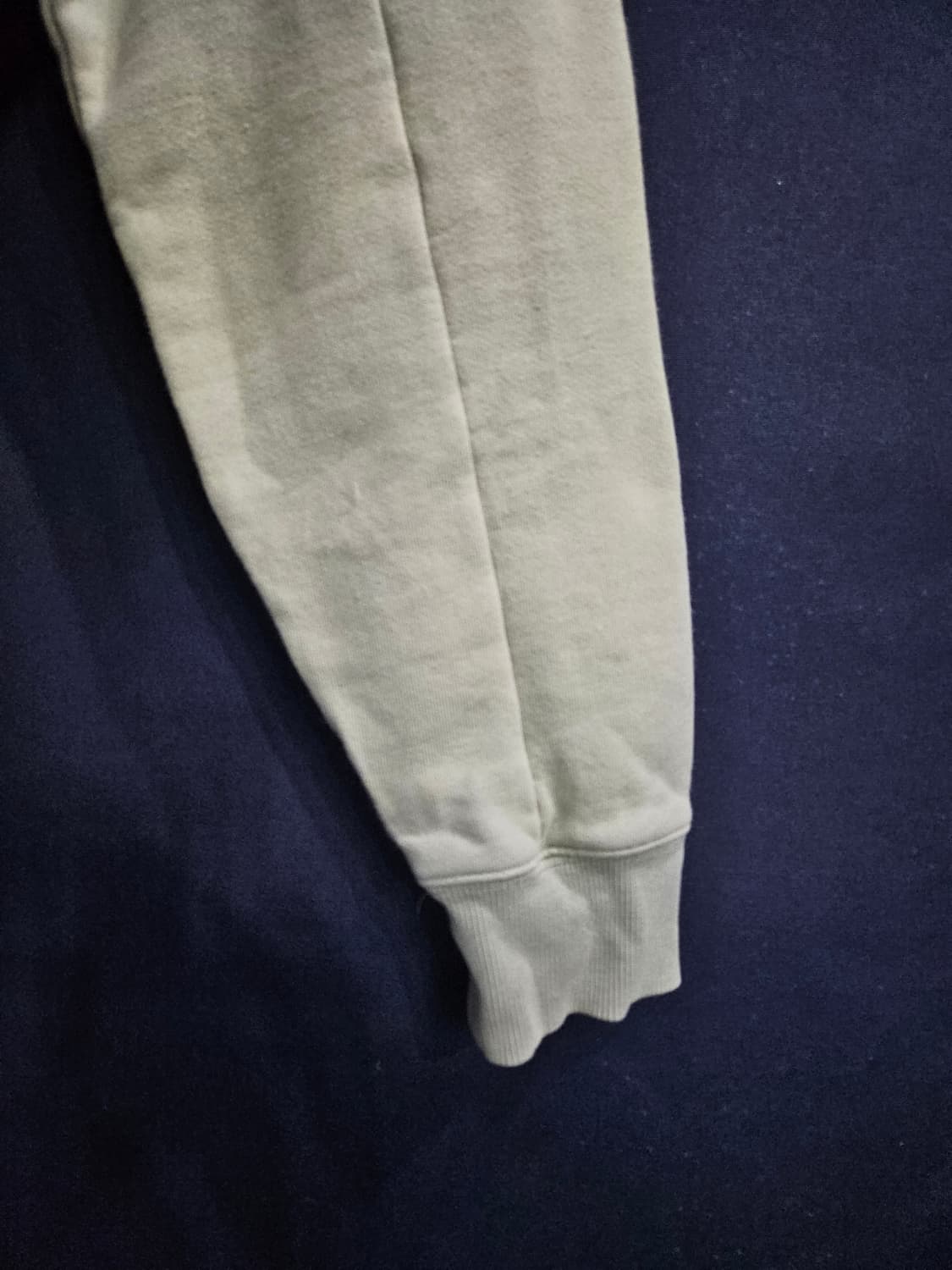 씨피컴퍼니 라이트그린 남성 105 맨투맨  상품이미지5