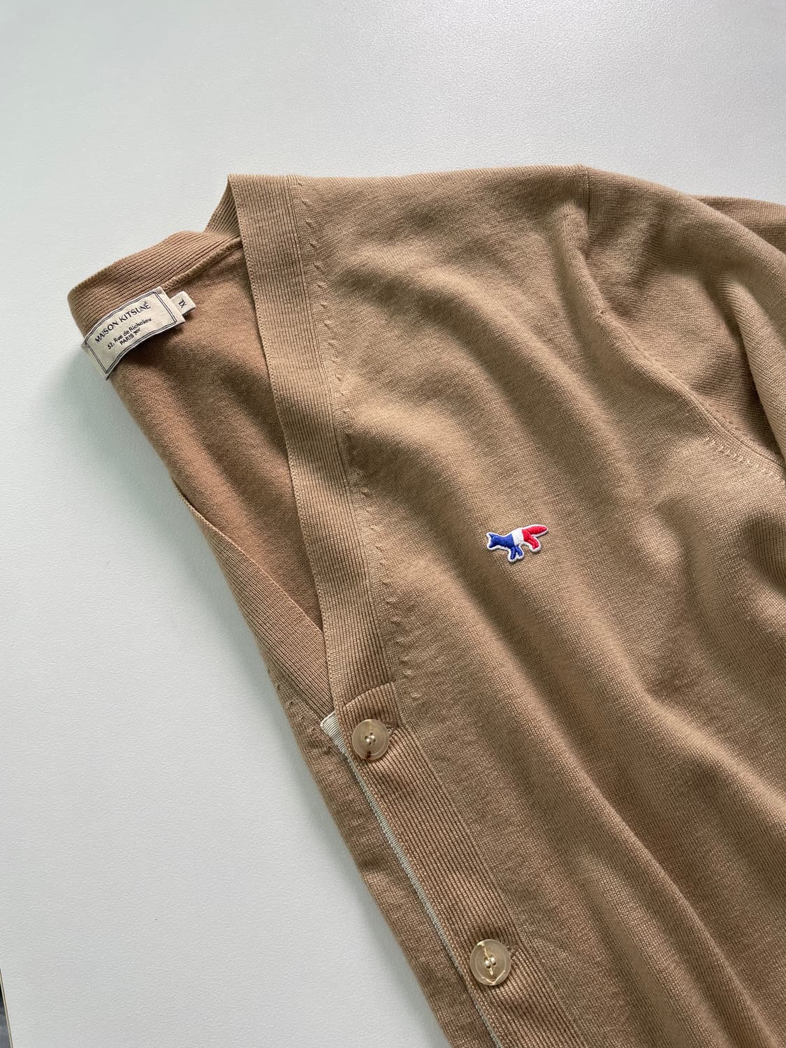 [XL] 메종 키츠네 트리컬러 폭스 메리노 울 가디건 상품이미지2