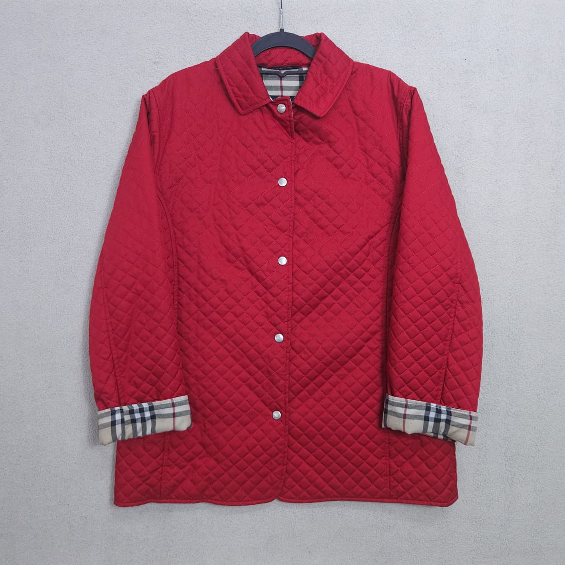 정품 버버리 퀼팅 자켓 M 레드 상품이미지1
