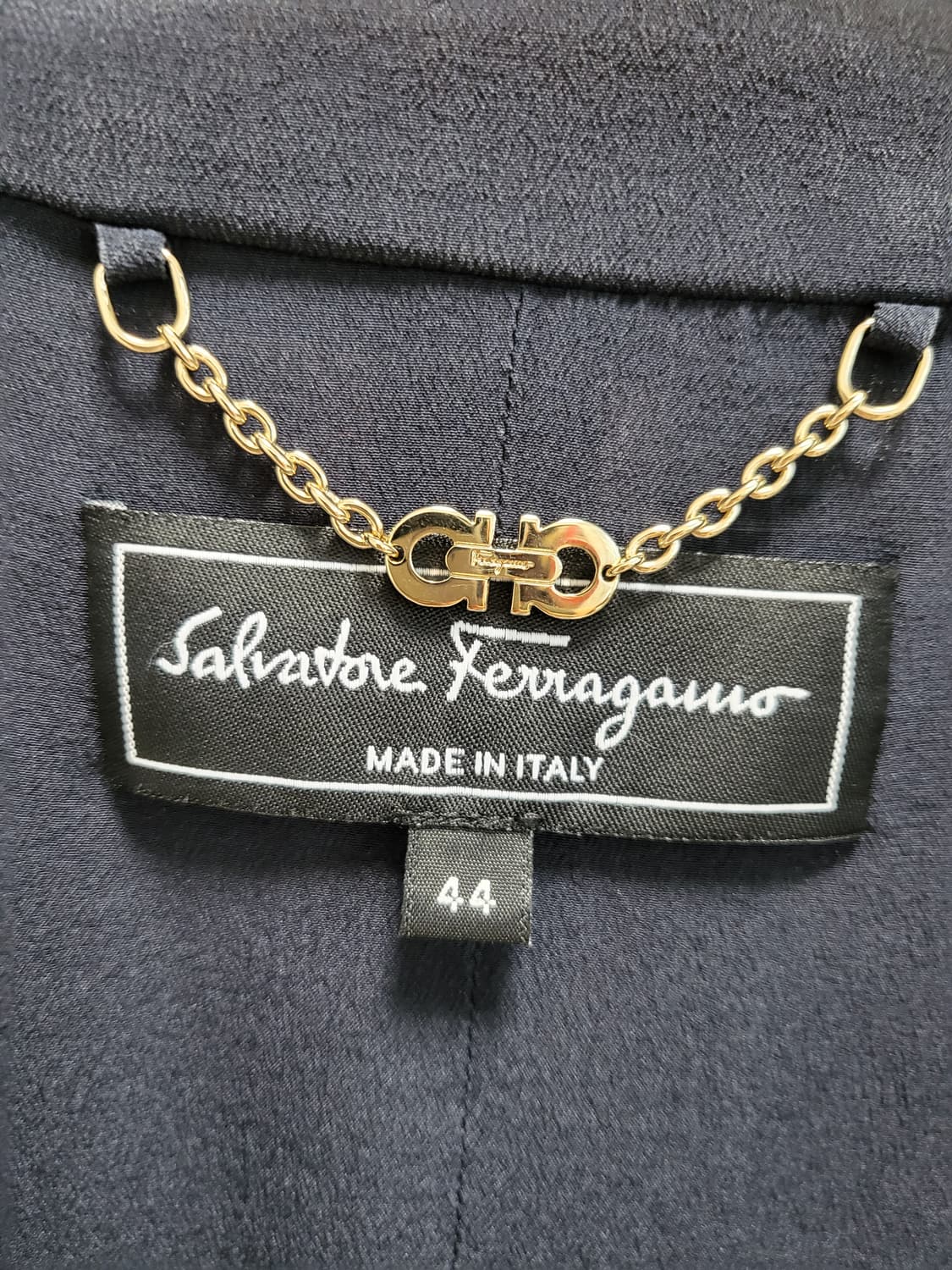 (정품)살바토레 페라가모 네이비 실크100블레이저 44-통통66% 상품이미지3