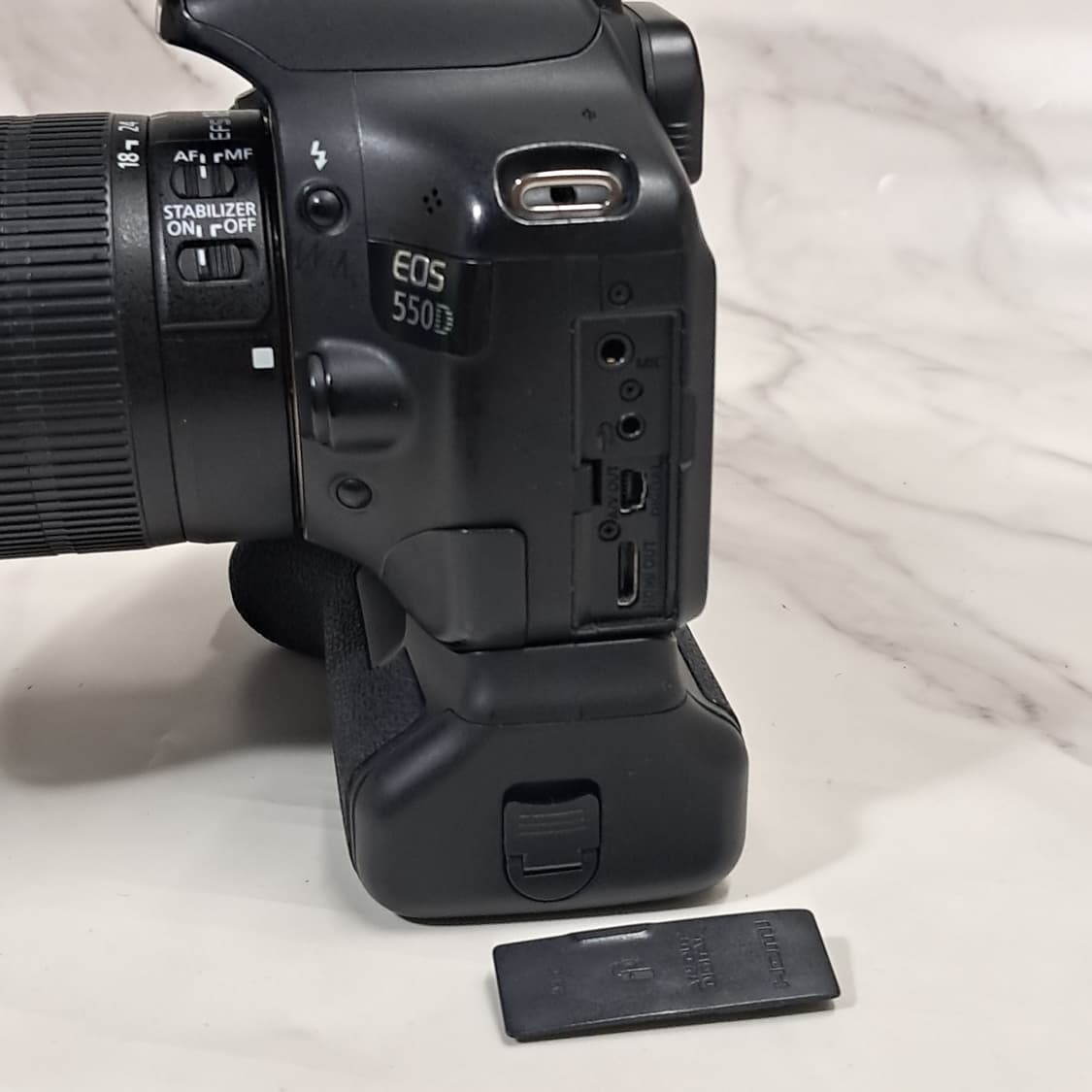 캐논 550D /18-55mm IS 2 렌즈 /세로그립 /가방 상품이미지5