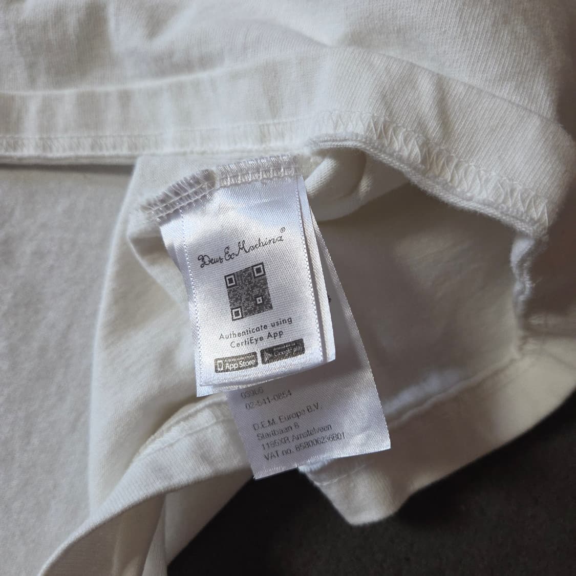 데우스엑스마키나 성수 어드레스 반팔 티셔츠 XL 상품이미지8