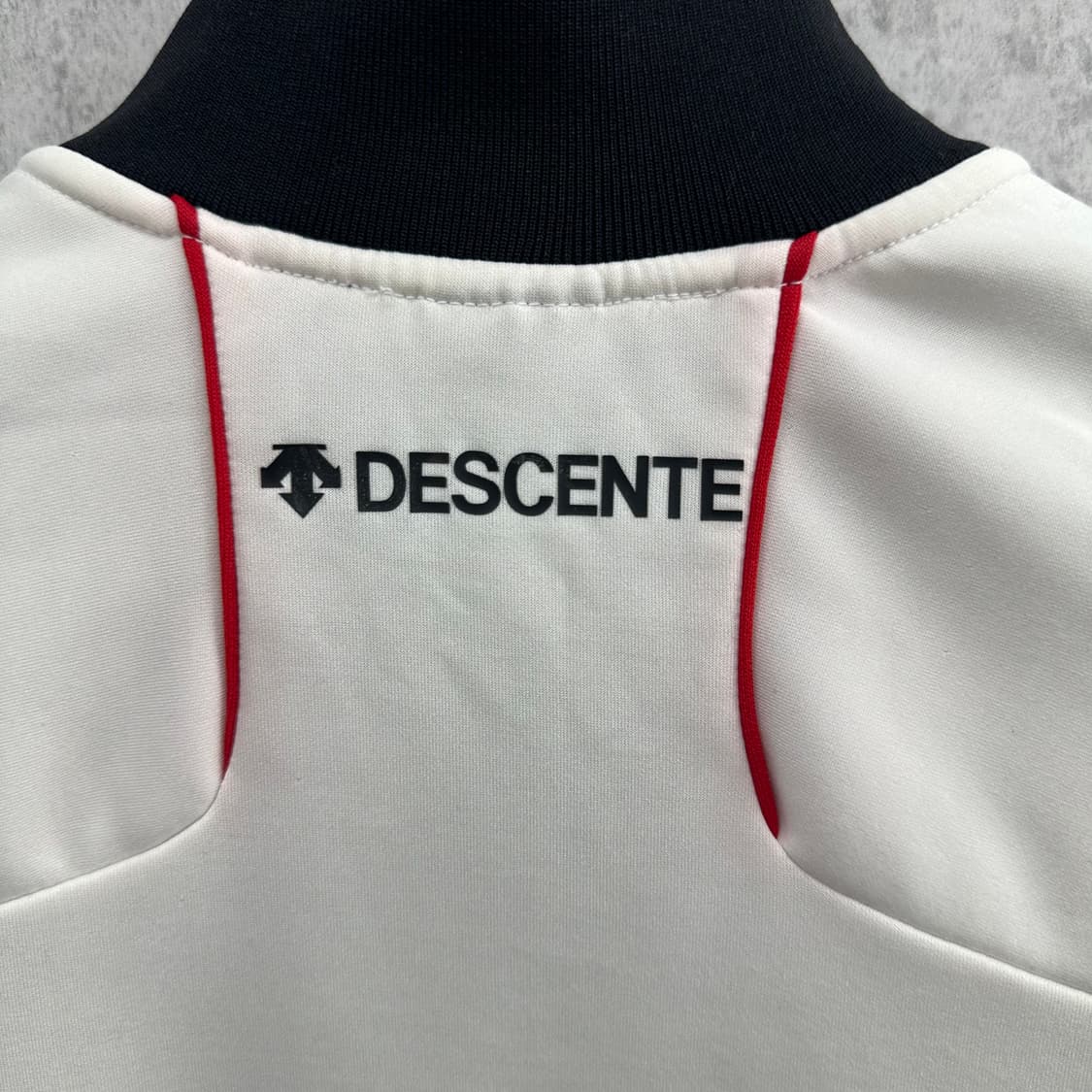 95 데상트 LG 트윈스 집업 자켓 상품이미지5