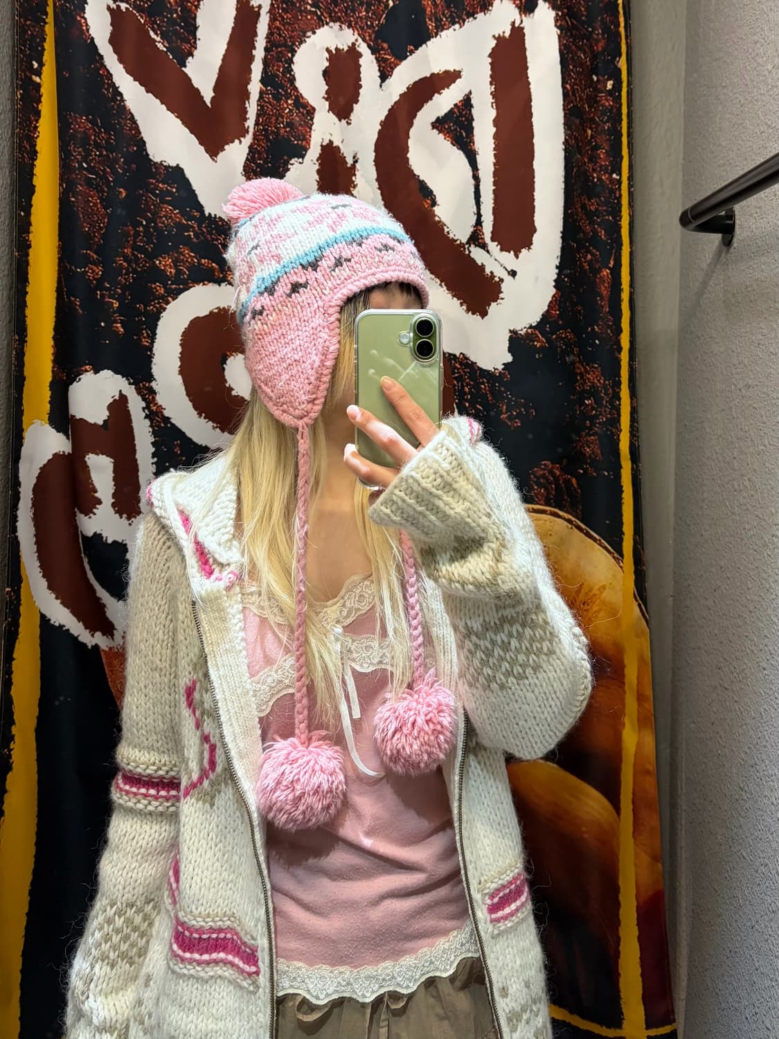 빈티지 니트 폼폼 이어플랩 상품이미지2