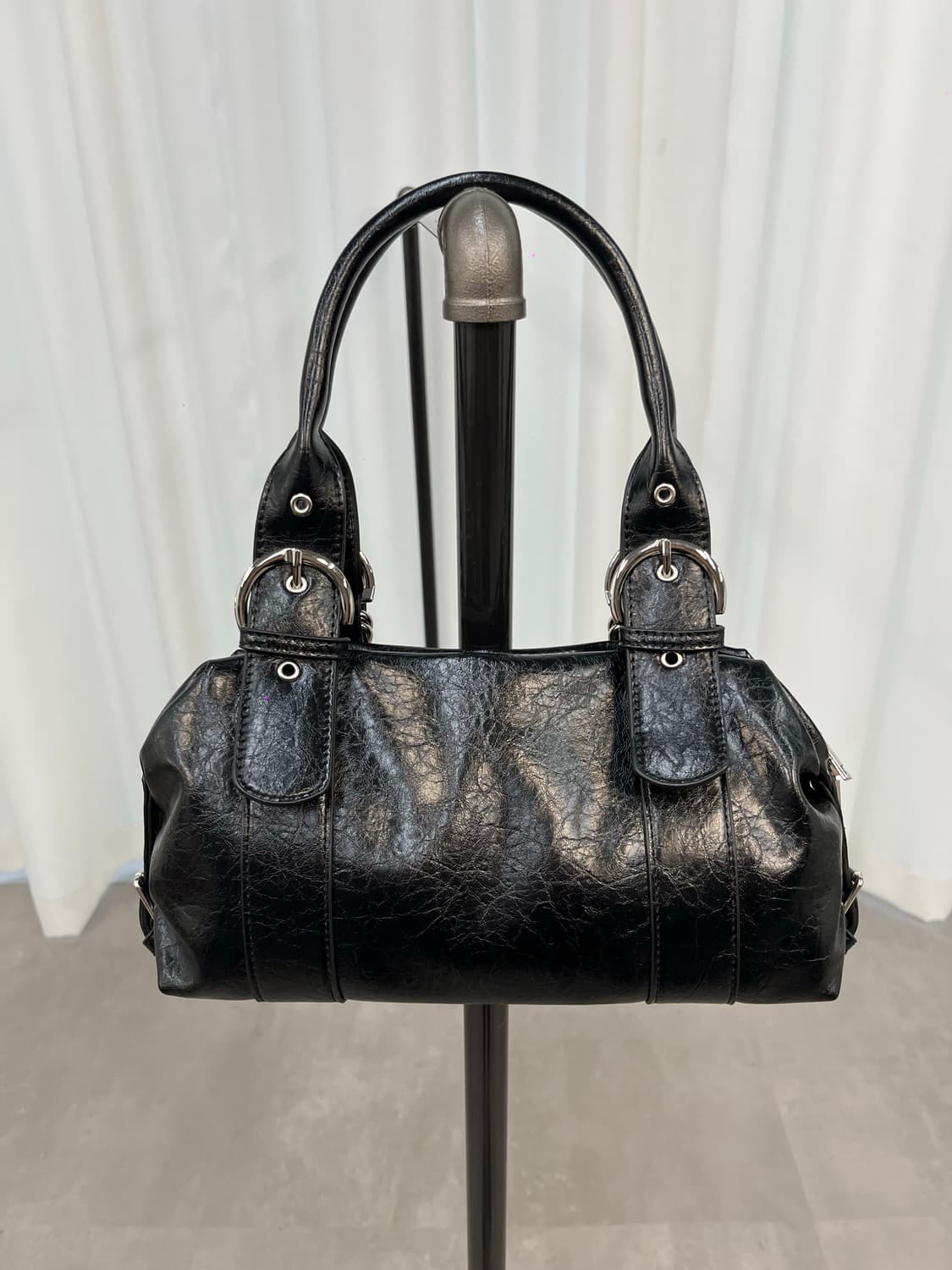 Vintage Black Leather Shoulder Bag 상품이미지3