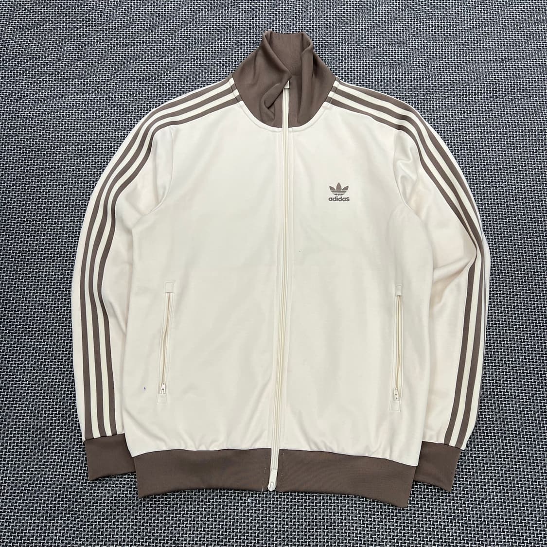 아디다스 뮤트 브라운 져지 상품이미지1