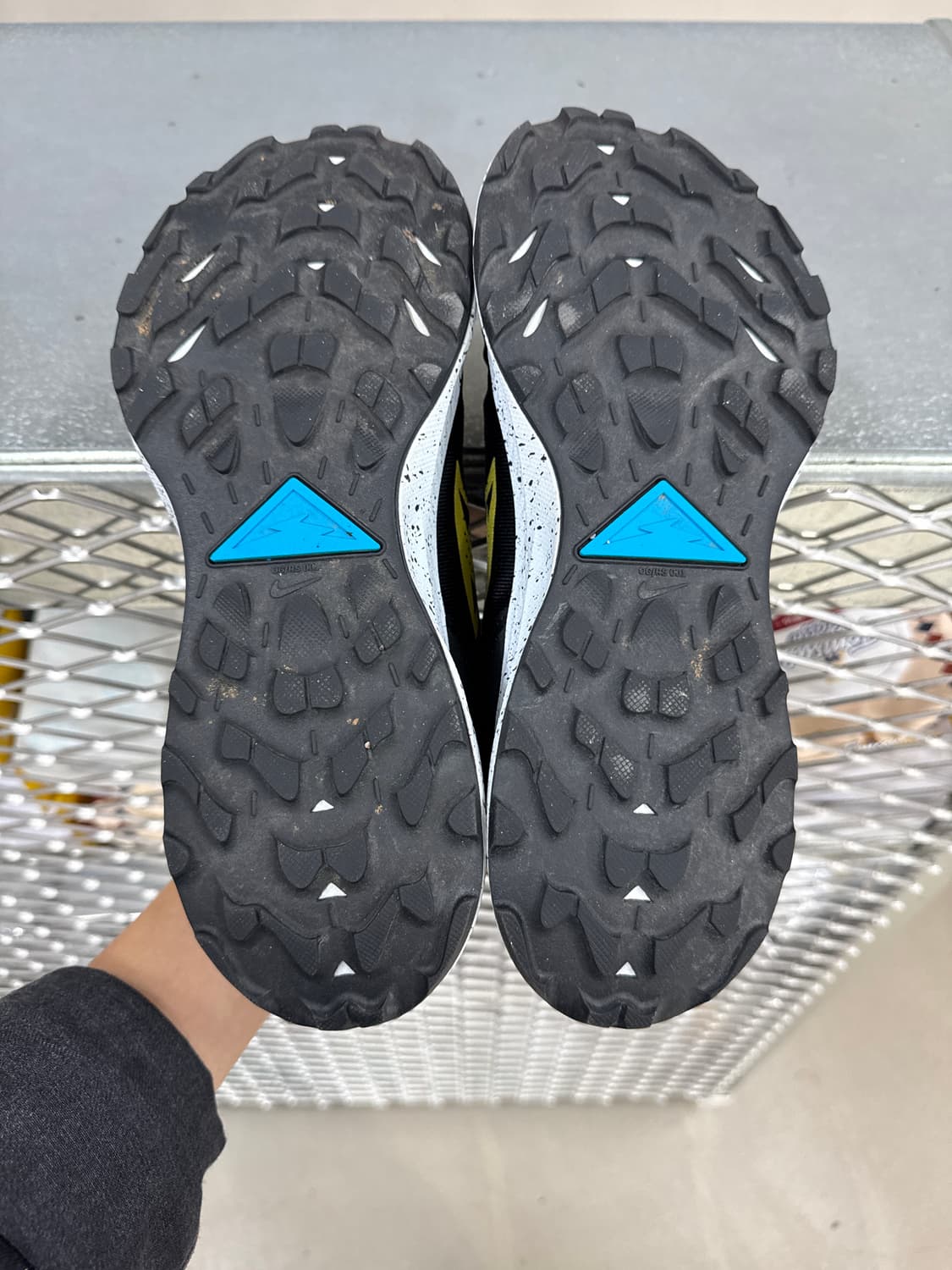 나이키 페가수스 트레일 2 275 상품이미지7