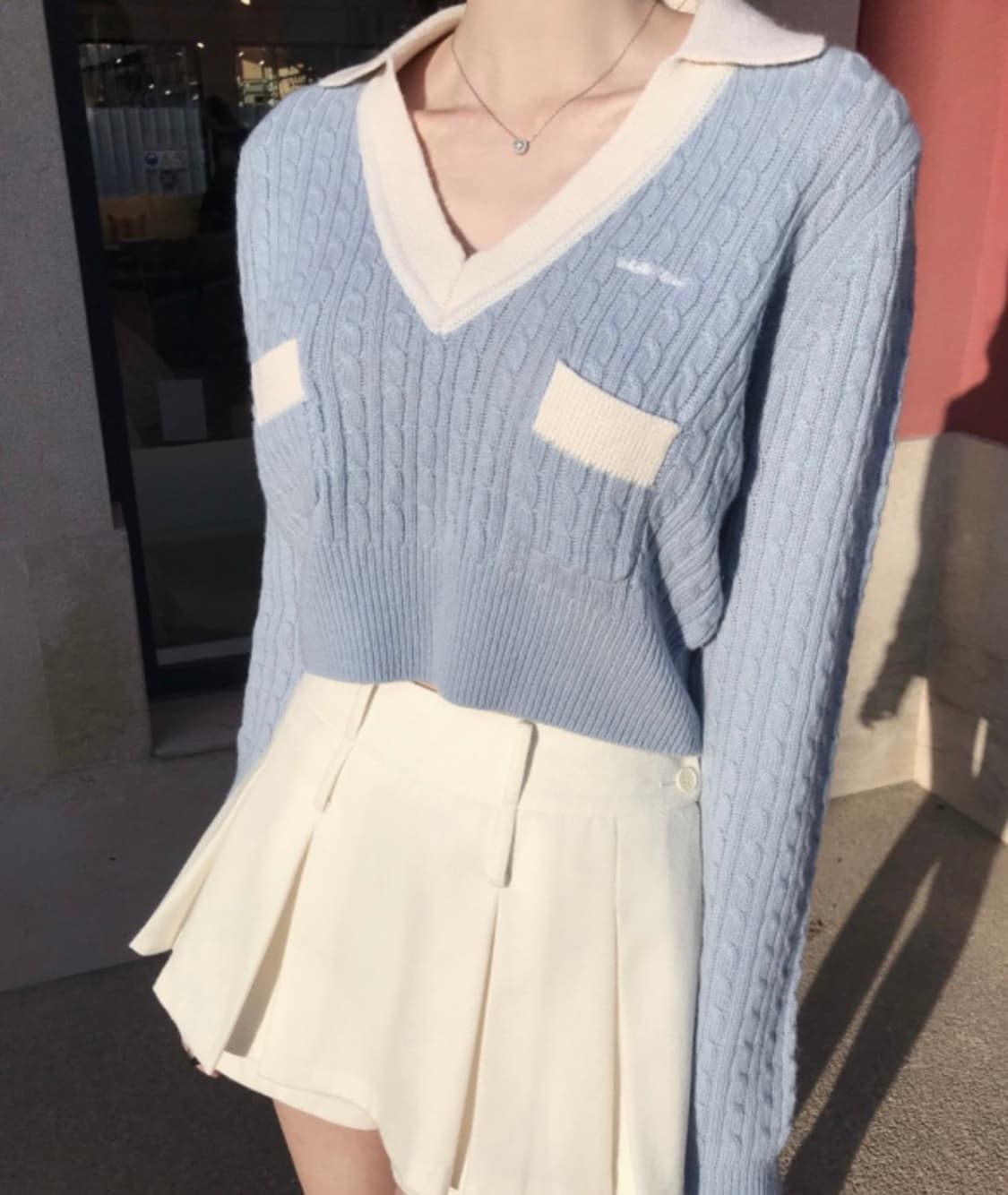 라벨르블랑 포켓 카라 로고 니트 블루 상품이미지4