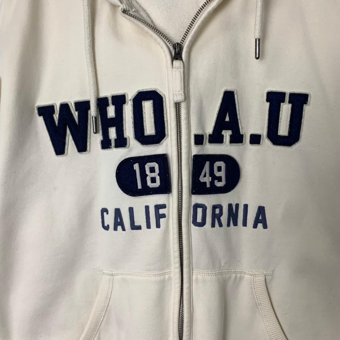 후아유 y2k 와투케 크림 후드집업 상품이미지4