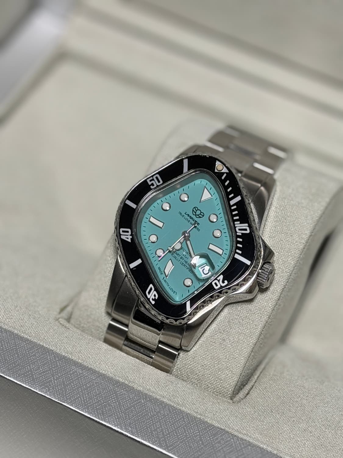 우주매물) Laarvee 라르비 pea001 시계 상품이미지1