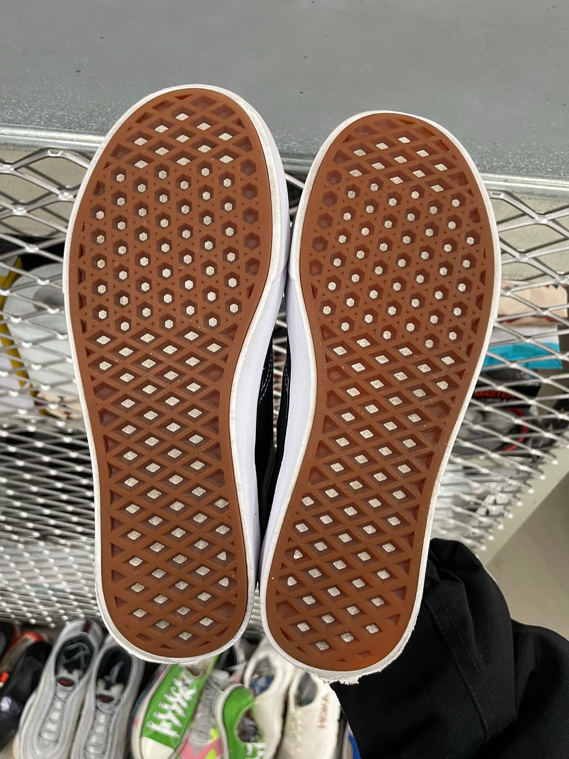 반스 컴피쿠시 올드스쿨 블랙 245 상품이미지6