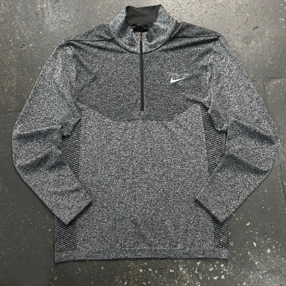 105 나이키 골프 반집업 상품이미지1