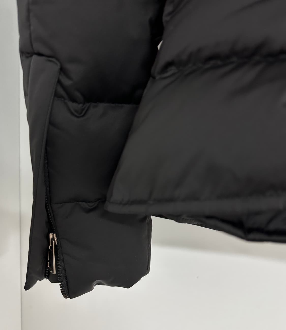 [SYSTEM 시스템] 여성 블랙 덕다운 패딩 상품이미지5