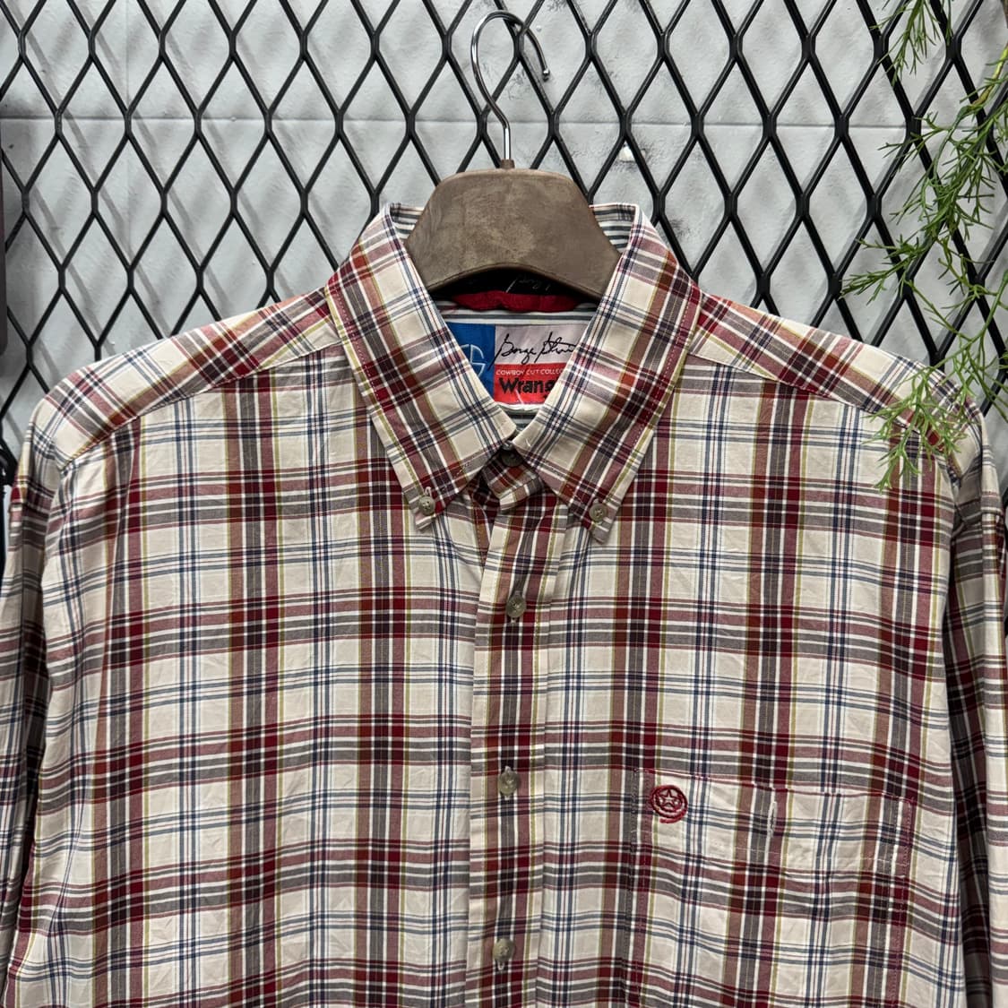 00s 랭글러 조지 스트레이트 체크 패턴 셔츠 전면 원포켓 포인트 레드 상품이미지3