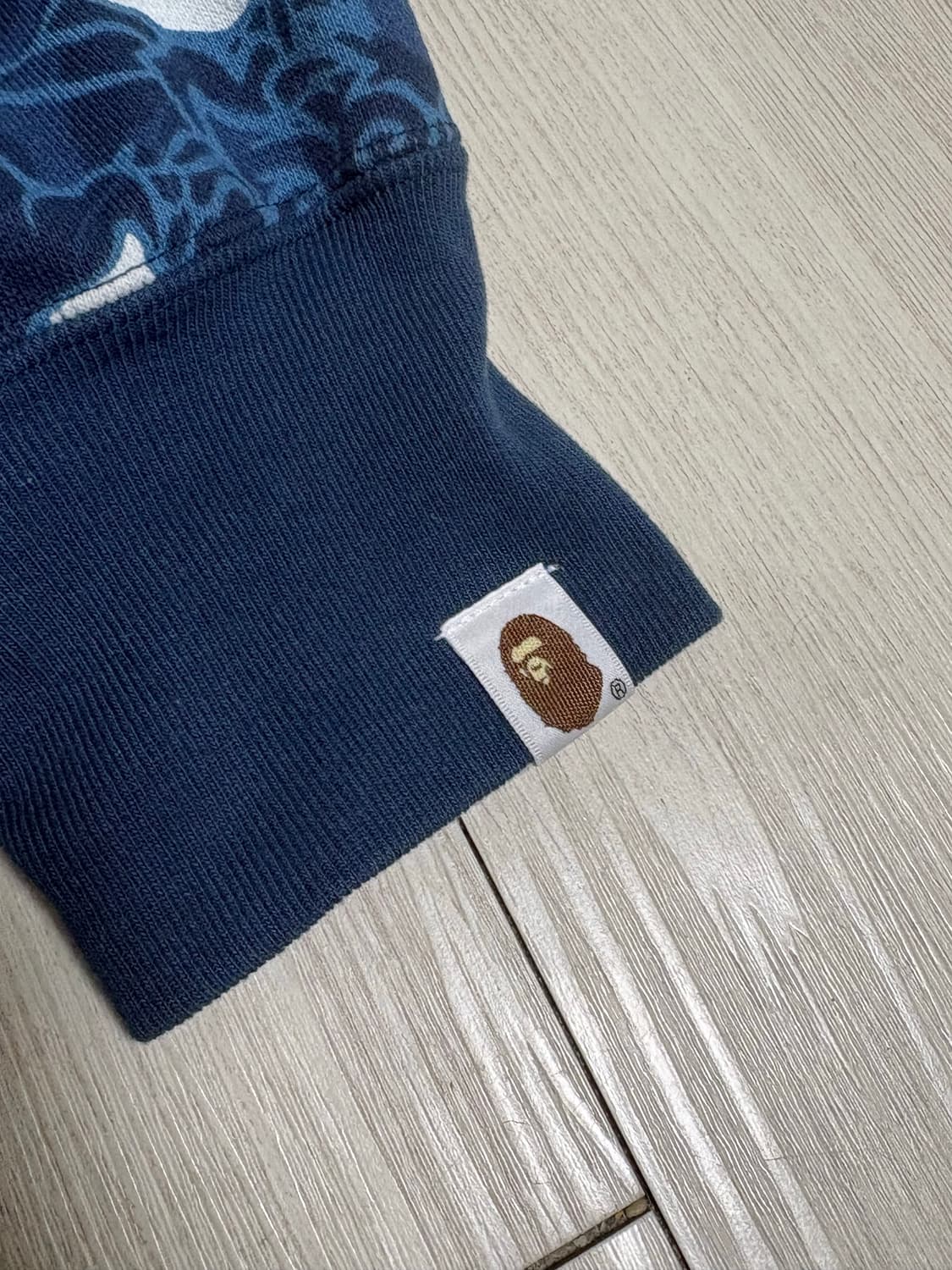 베이프 재패니즈 타투 카모 릴랙시드 핏 크루넥 맨투맨 1K80113009 상품이미지7