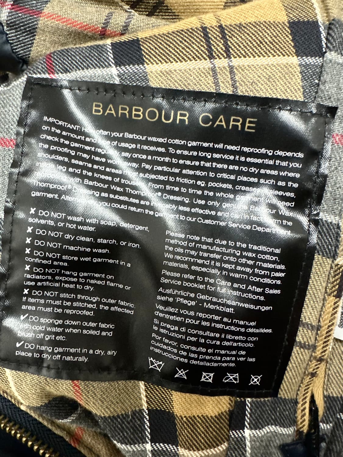 바버 비드넬 네이비 왁스 자켓 상품이미지5