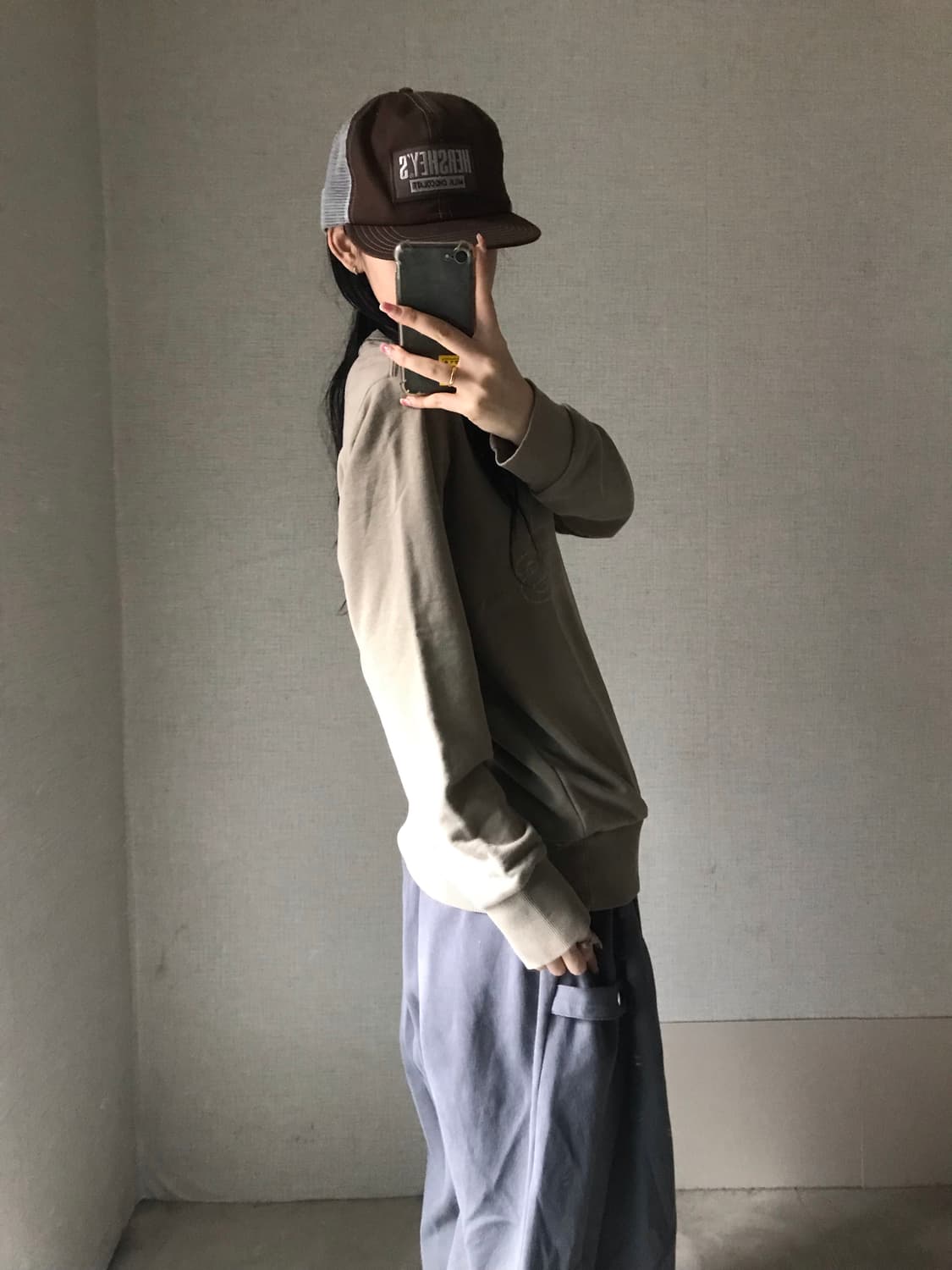 아디다스 카키 빅로고 맨투맨 상품이미지3