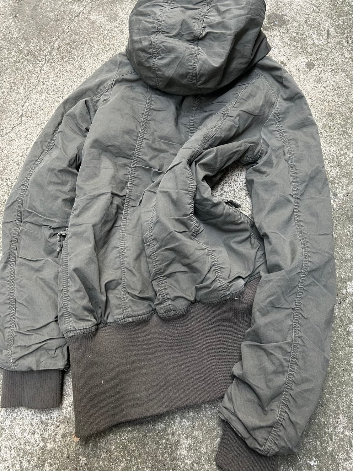 *RARE* 2000s pendora 셔링 디테일 y2k 야상자켓 상품이미지3