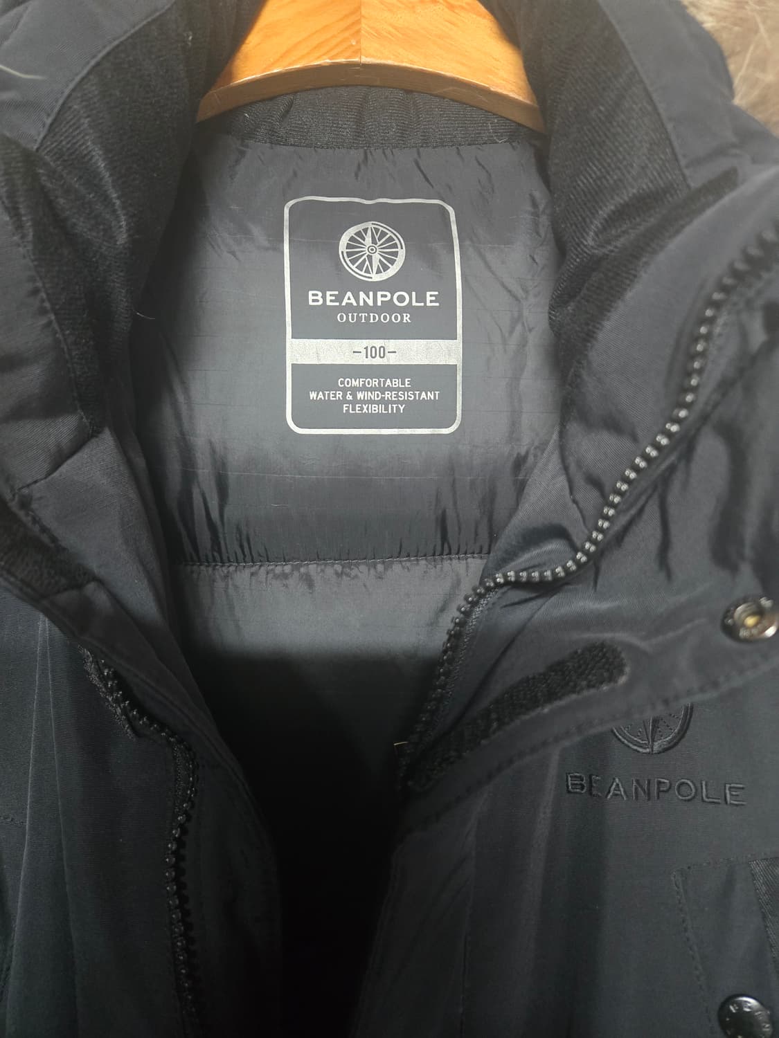 빈폴 아웃도어 남성 블랙오리털 패딩 100 상품이미지8