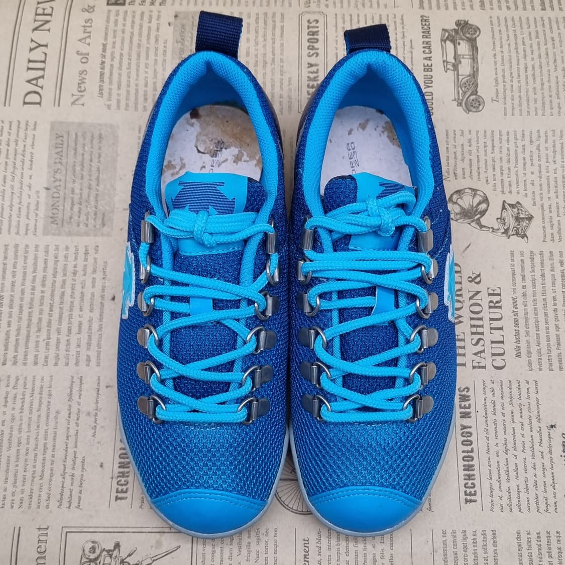 데상트 여성운동화230 상품이미지2