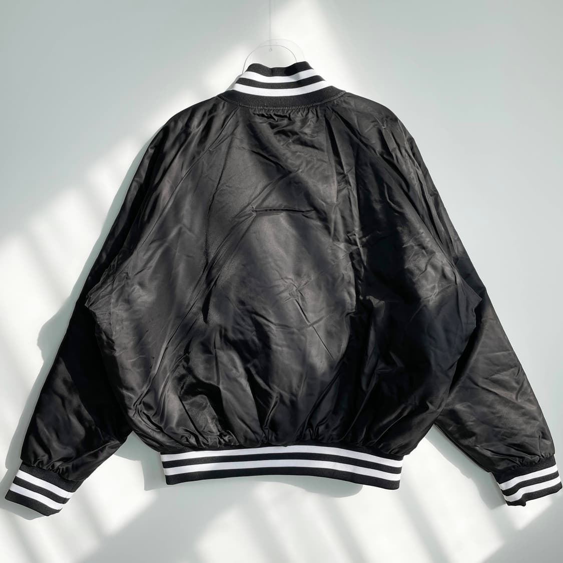 C2 덤브스트럭 블랙 스타디움 재킷 L사이즈 상품이미지3