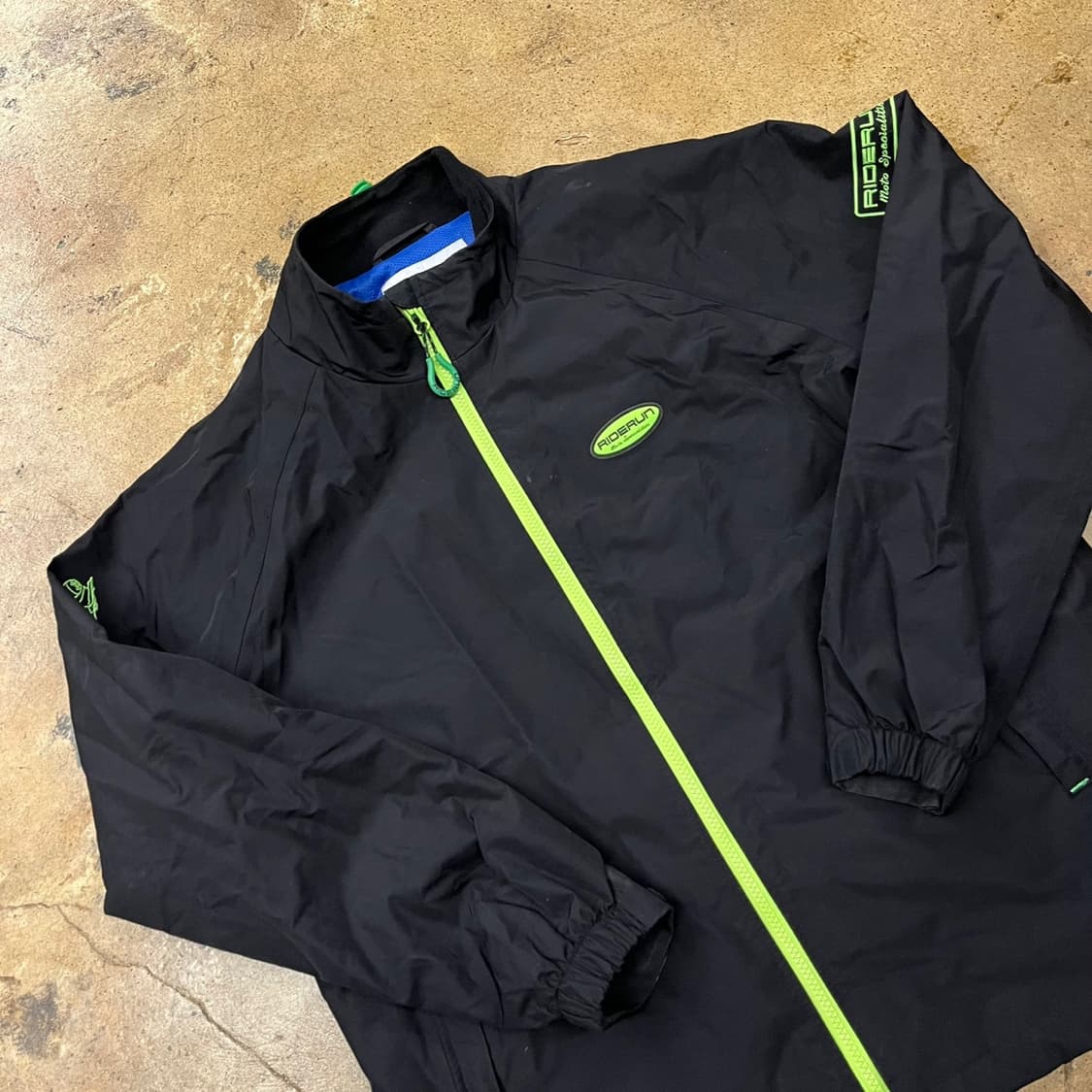 [정품/L] RIDERUN 라이더런 블랙 바람막이 자켓 b16 상품이미지1