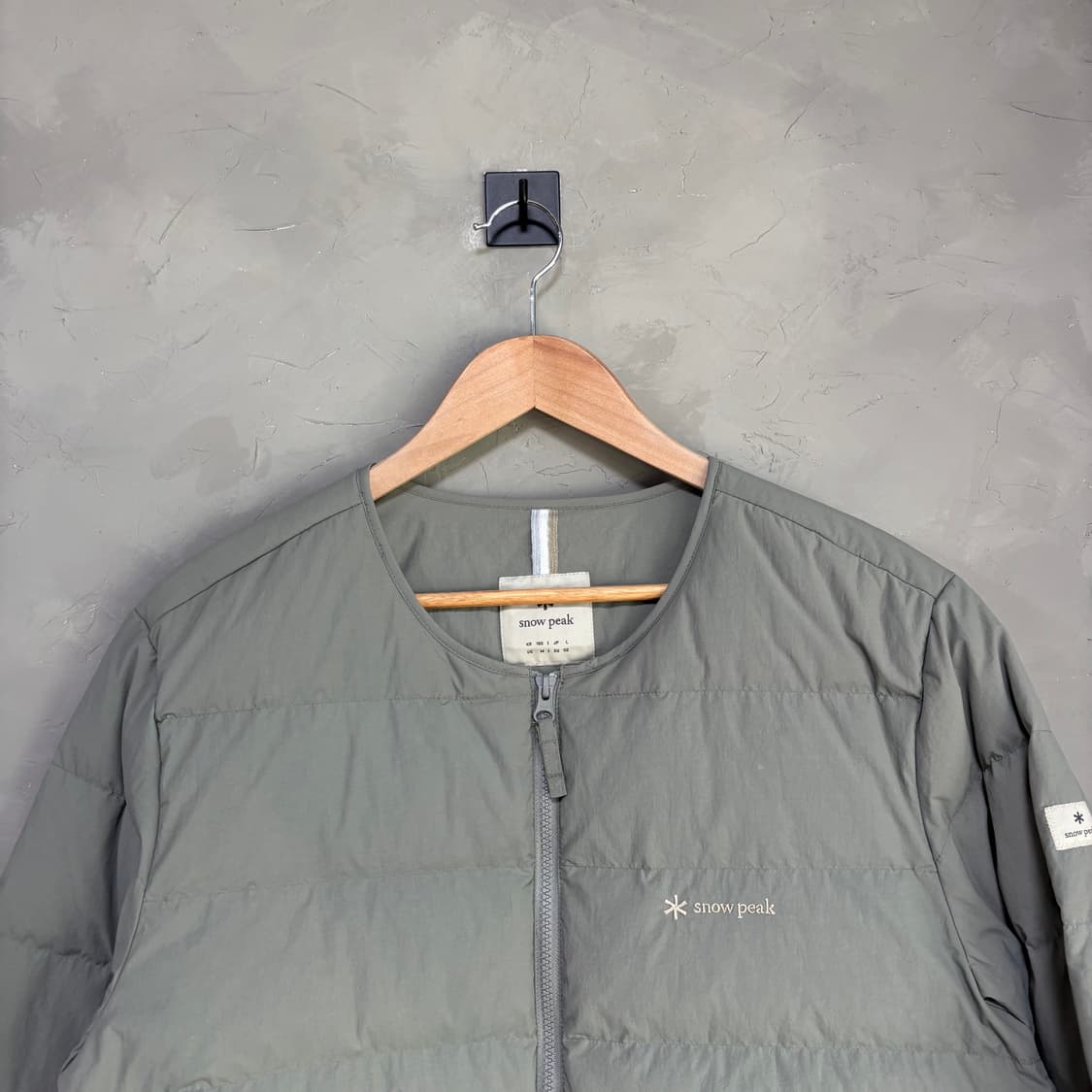 스노우 피크 어페럴 경량 패딩 카키 상품이미지2