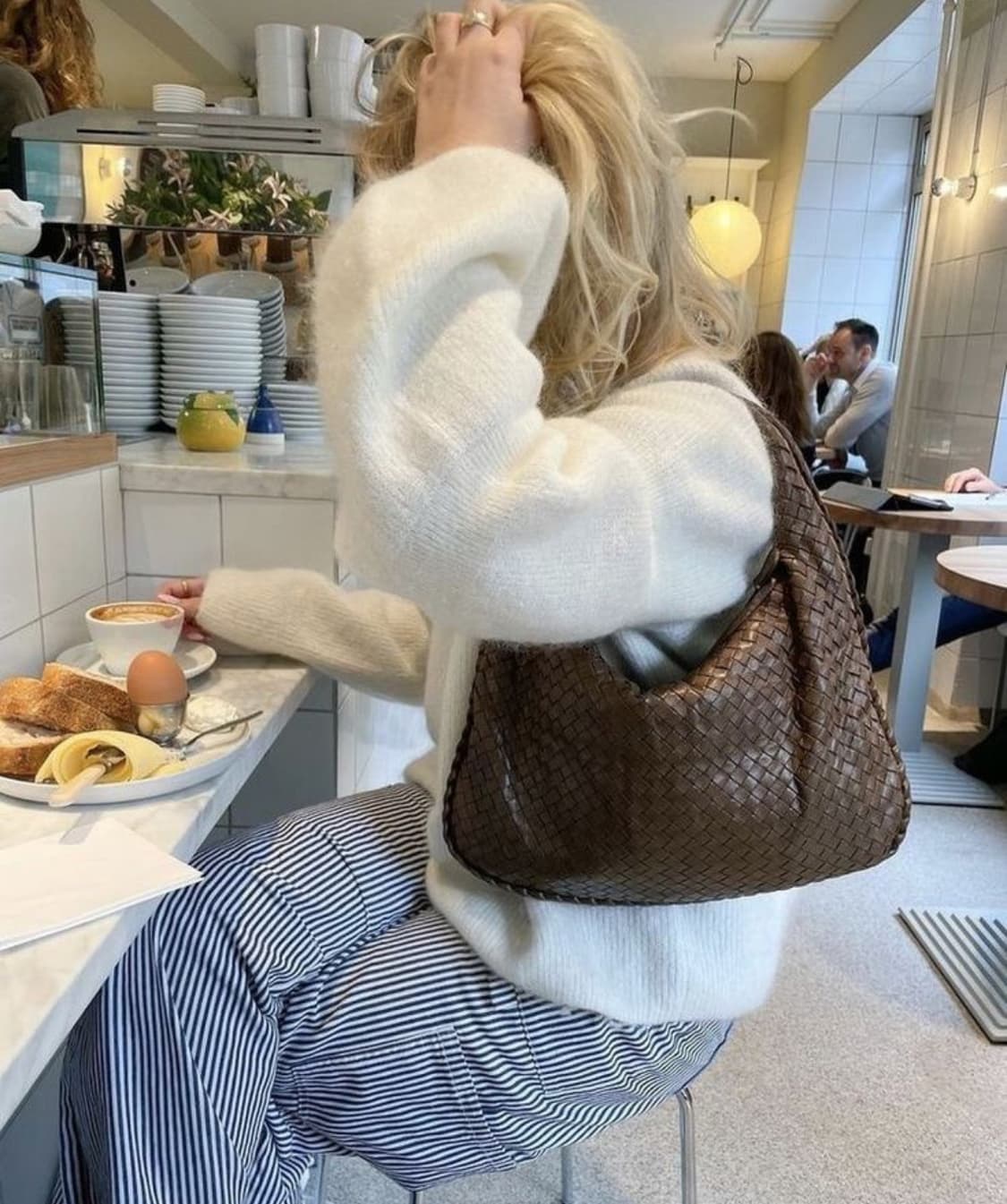 [A 정품] 보테가베네타 호보백 스몰 브라운 상품이미지9