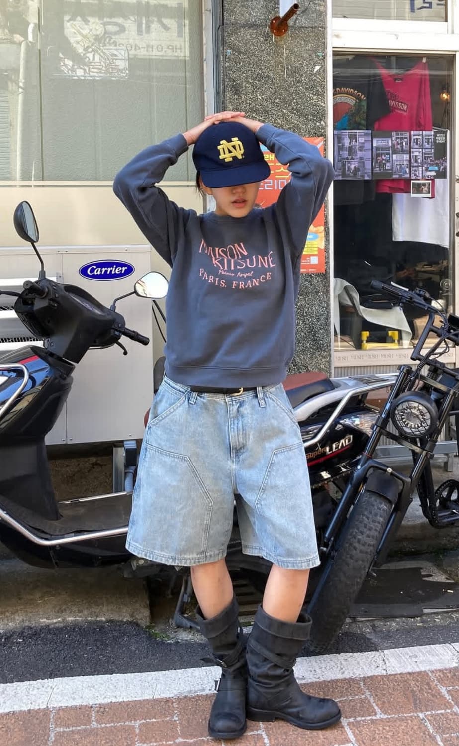 메종키츠네 크롭 기모 맨투맨 상품이미지1