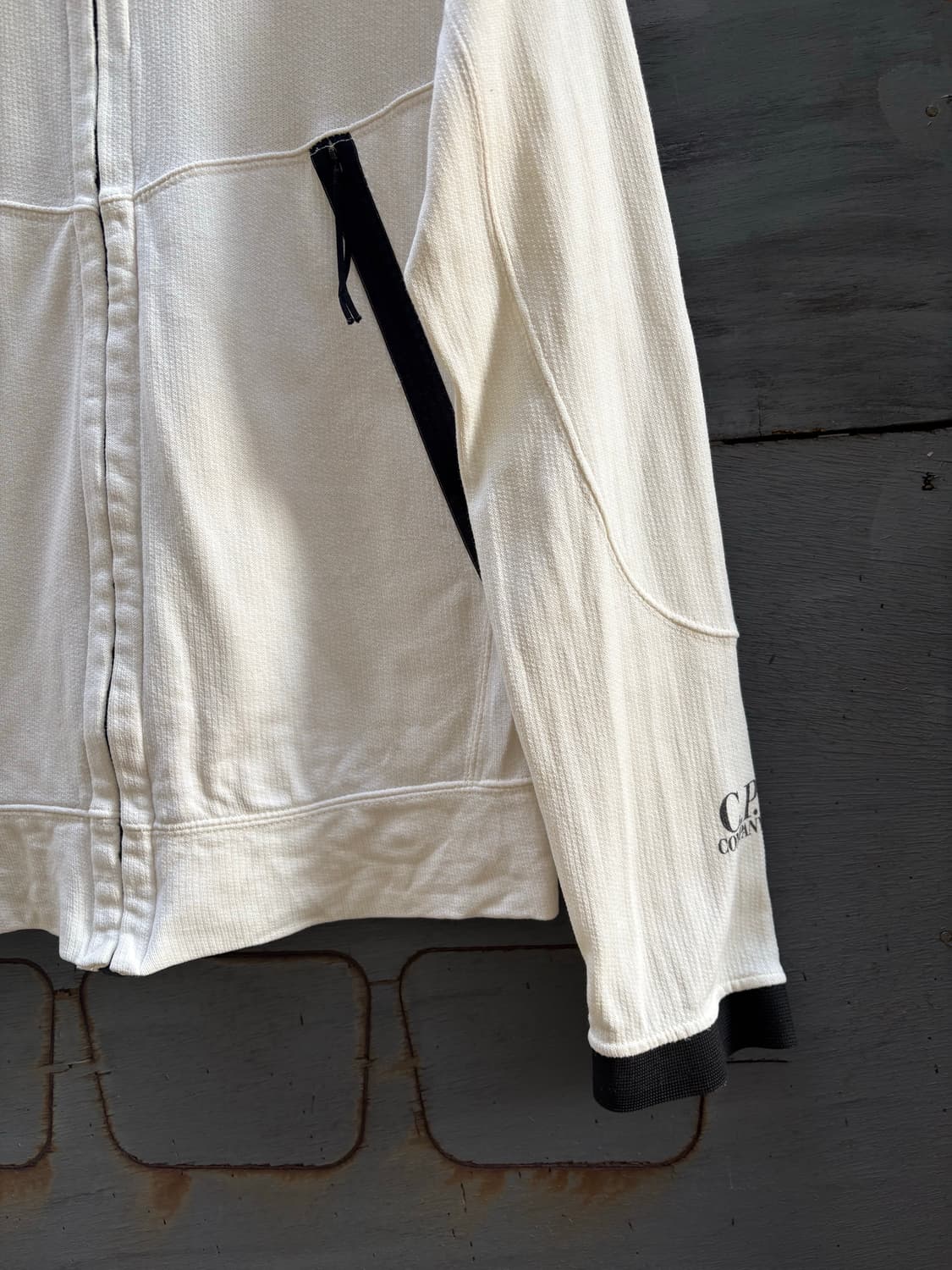 씨피컴퍼니 집업 아이보리 상품이미지3