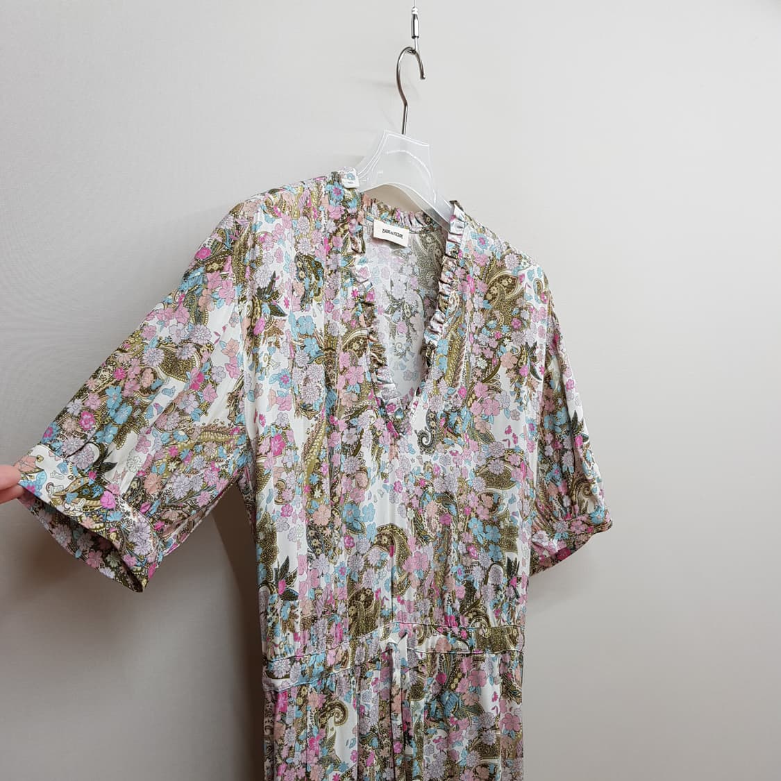 쟈딕앤볼테르 YOKO 플라워 브이넥 원피스  XS사이즈 상품이미지4