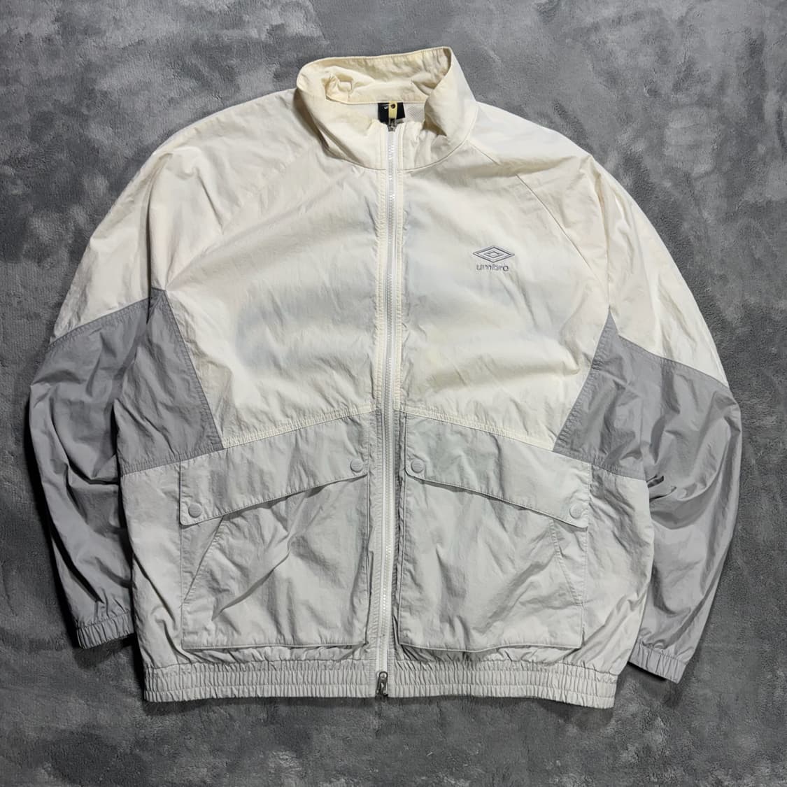 엄브로 배색 바람막이 상품이미지1