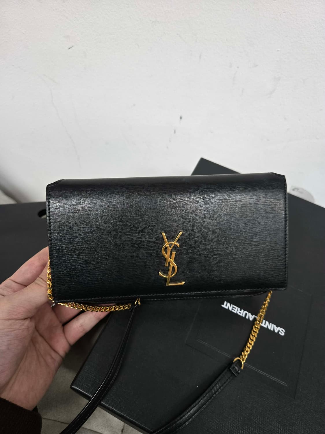 [보증서 정품] 입생로랑 폰홀더백 상품이미지5