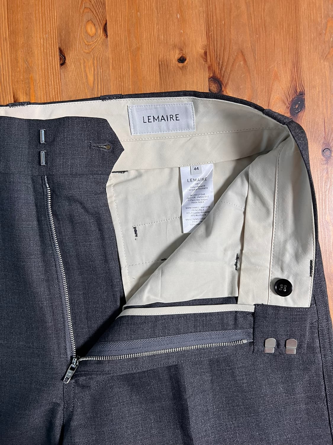 FW25 르메르 스트레이트 테일러드 팬츠 다크 그레이 (44) 상품이미지8