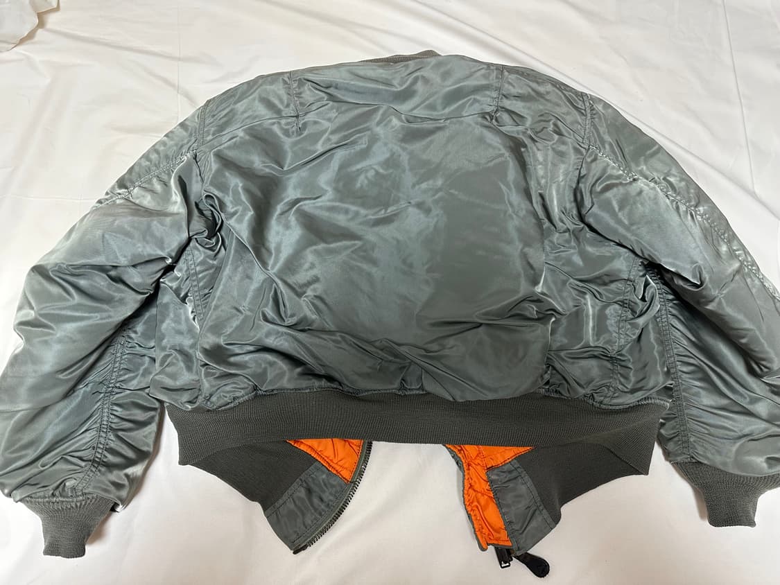 알파 마원 정밀복각 XL 데드스탁급(alpha industry ma-1) 상품이미지8