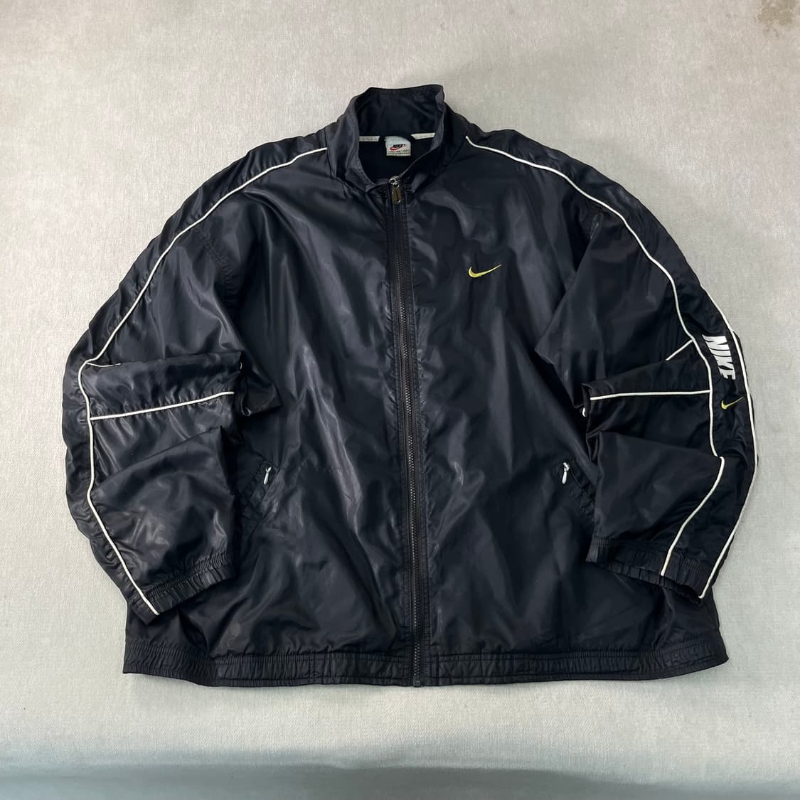 110 나이키 90s 올드스쿨 스우시 나일론 자켓 상품이미지1