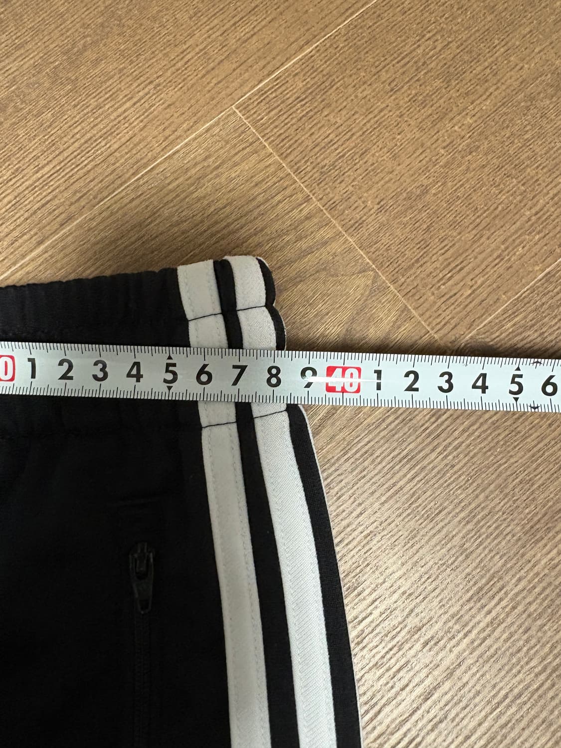 아디다스 블랙 화이트 삼선 와이드 트랙 팬츠 상품이미지3