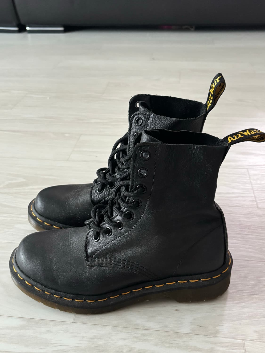 닥터마틴 버지니아 8홀 상품이미지1