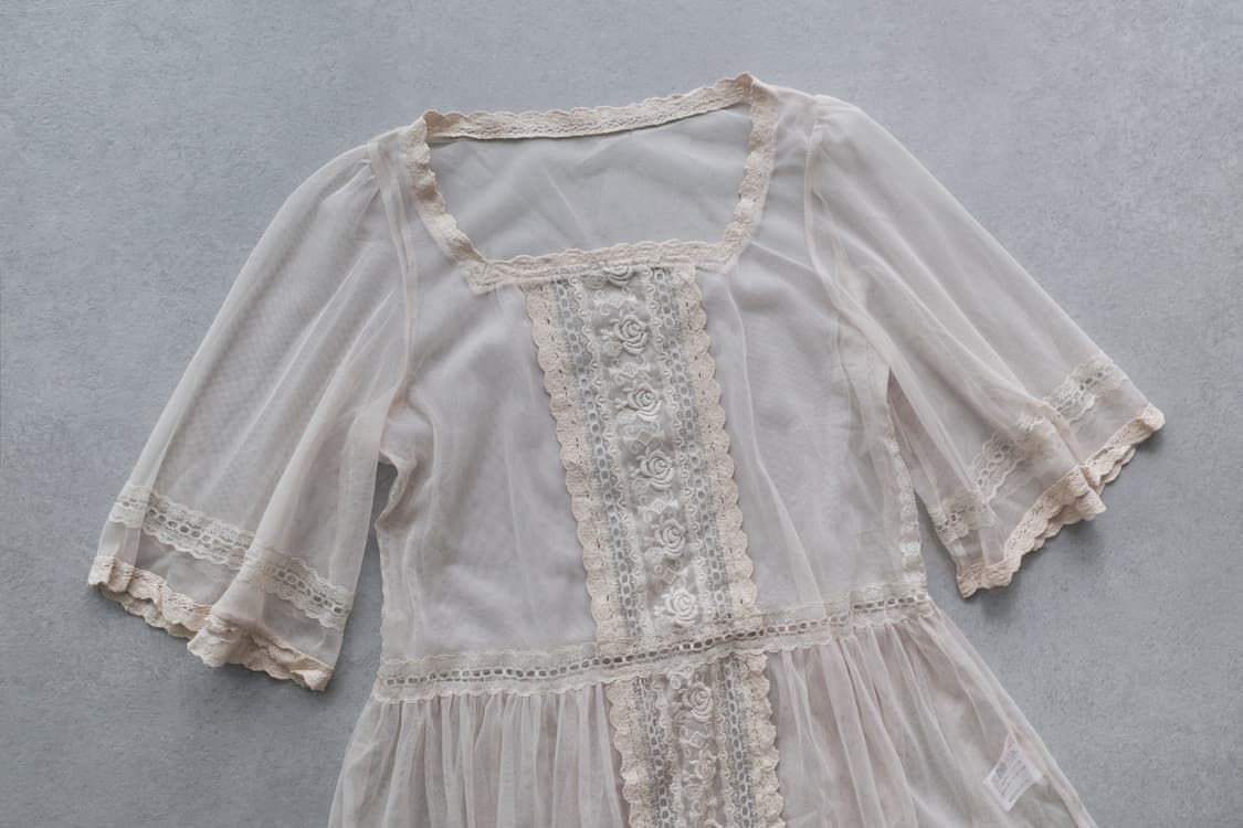 lace flared blouse 상품이미지3