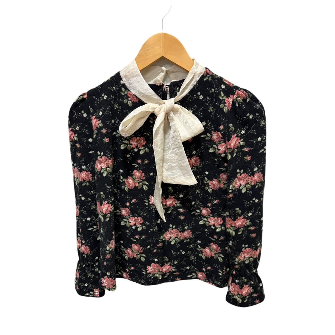 빈티지 로즈 화이트 리본 블랙 블라우스 상품이미지4