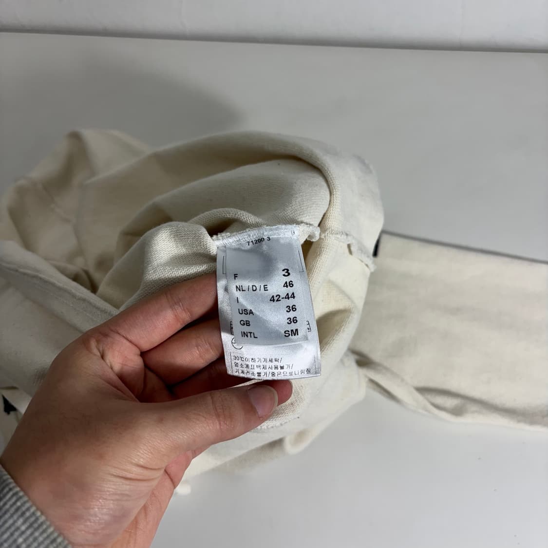 우먼M 세인트제임스 라이트아이보리 기본로고 코튼 슬리브긴팔티 상품이미지5