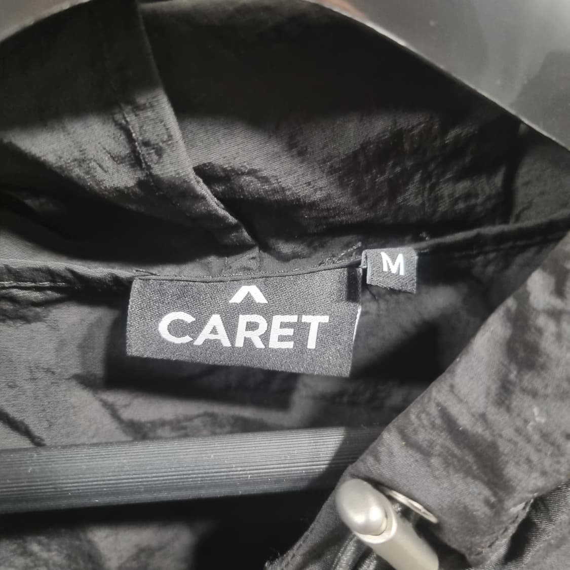 CARET 블랙 후드 아노락 바람막이 상품이미지3