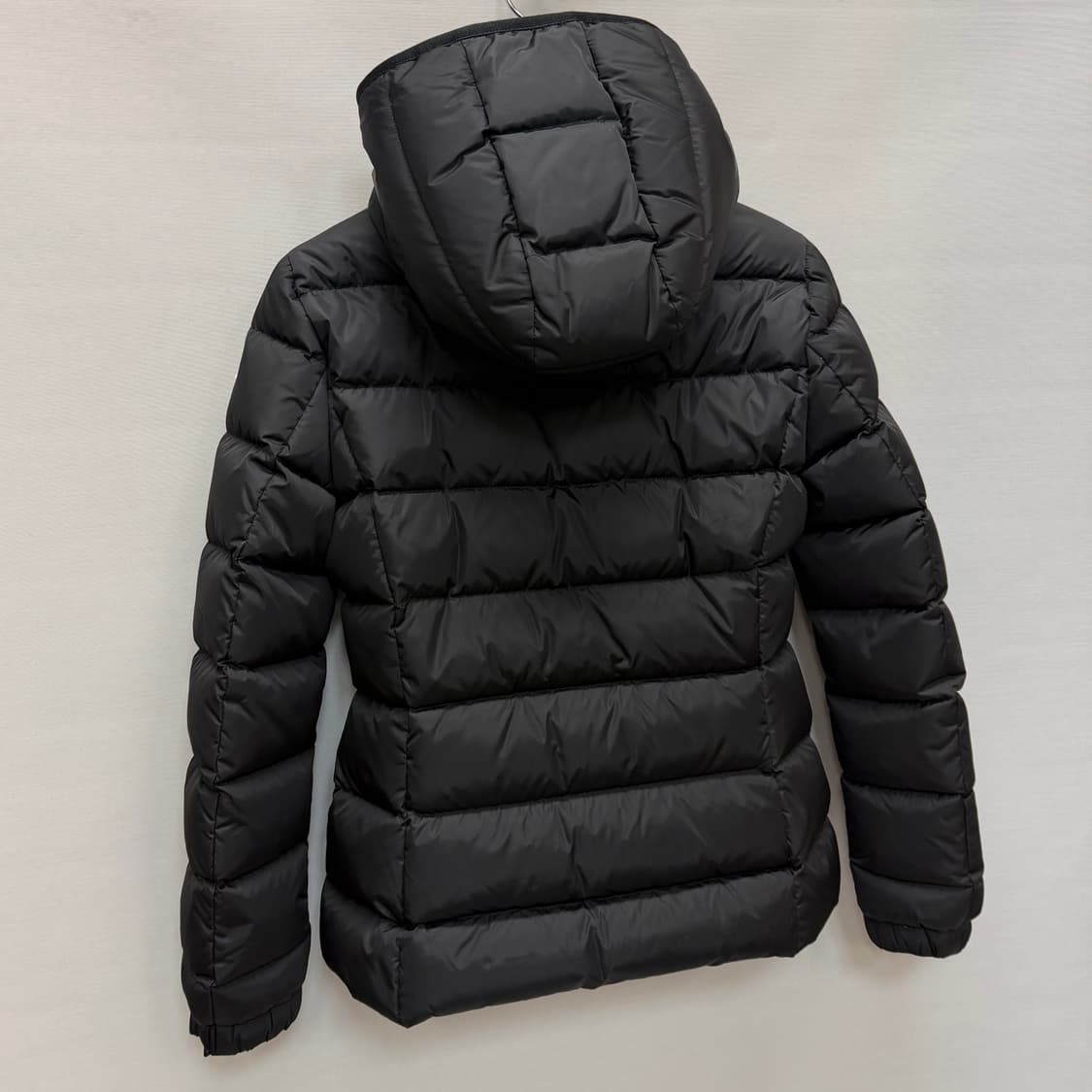 몽클레르 베튤라 다운 패딩재킷 ( 44 ) 상품이미지6