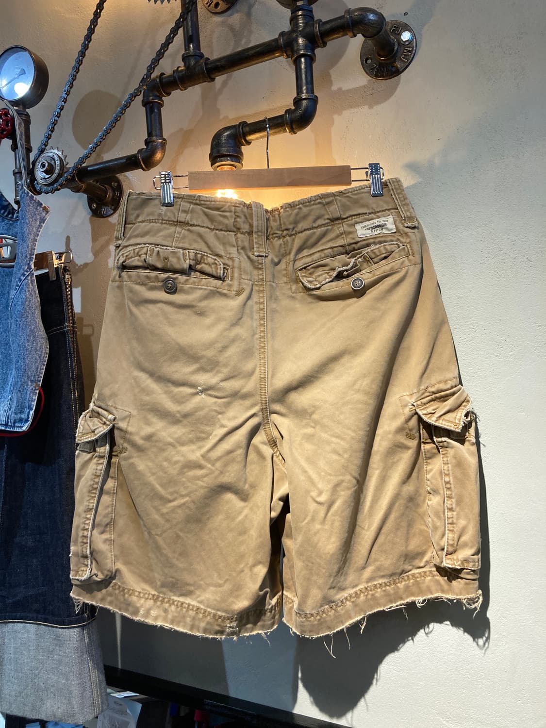 아베크롬비 베이지 카고 버뮤다 팬츠 상품이미지2