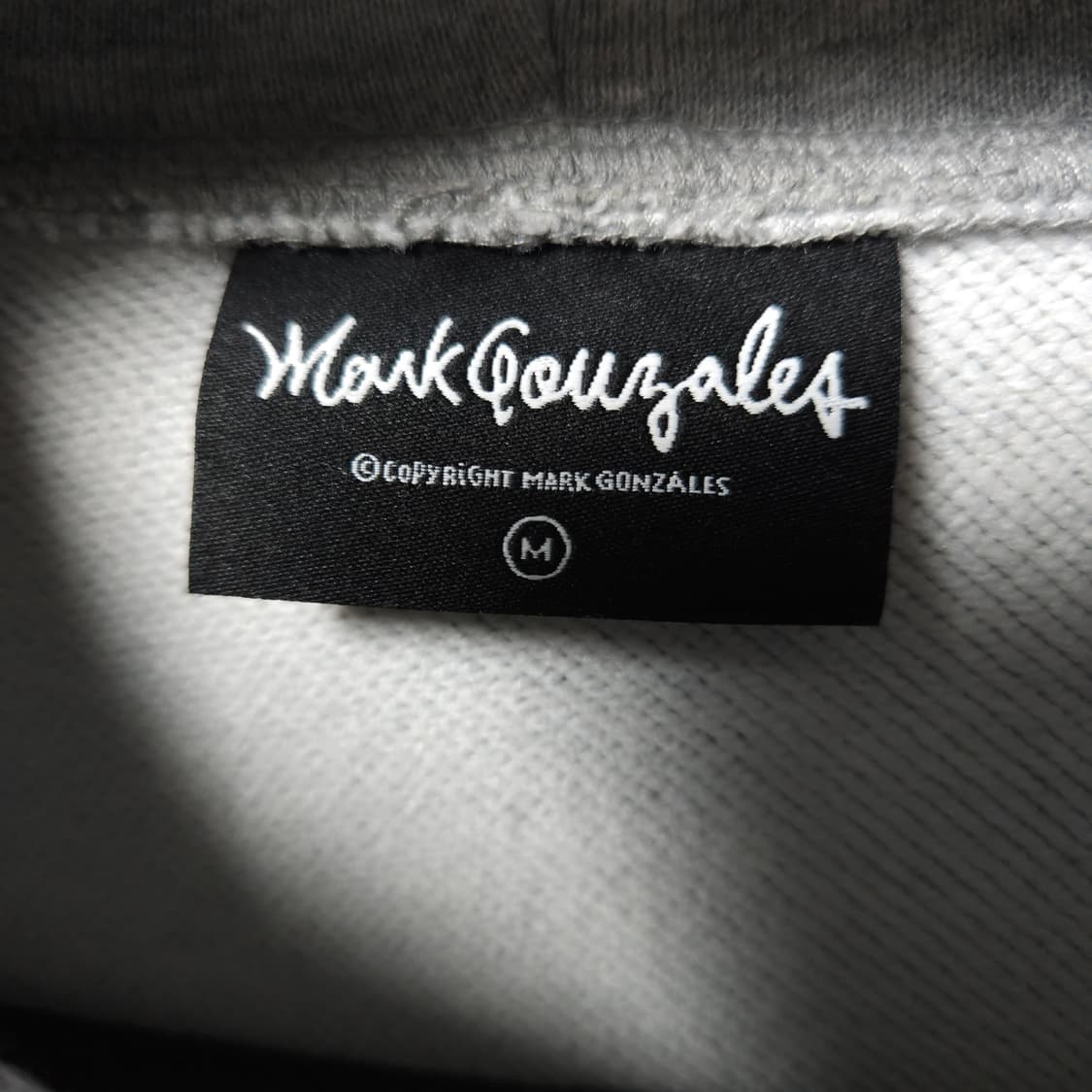 M ) 마크곤잘레스 시그니처 로고 후드티 상품이미지5